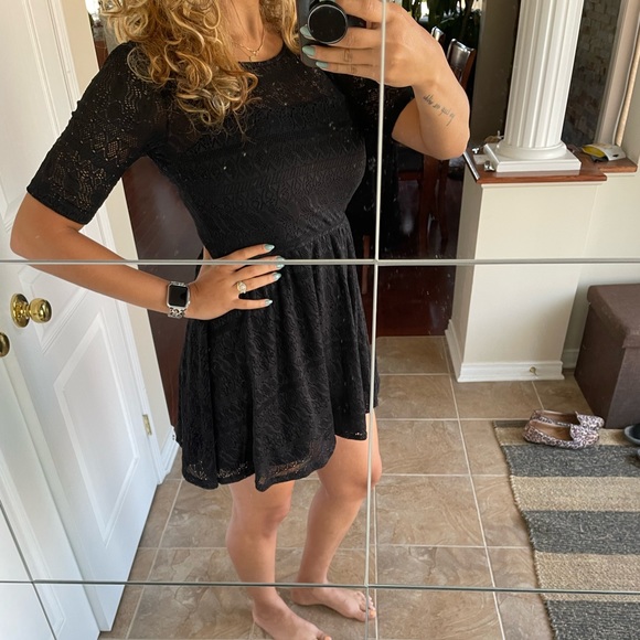 Dynamite lace little black dress - Picture 3 of 4